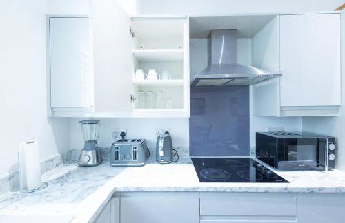 Cozy Riverside Apartment 5mins to train station - Foto 55