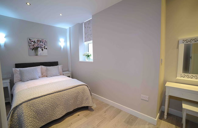 Twelve Holiday Apartments - Photo 12