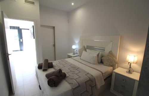 Fabulous Villa with private pool & large roof solarium - Foto 10