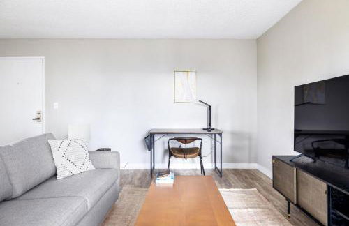 Redondo Beach 1BR w Pool Gym 1 block from beach LAX-439 - Foto 3