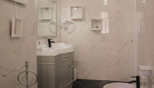 Charlemagne - Foto 3