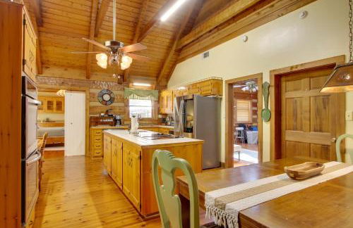 Golf and Hike Nature Escape with Sauna in Hephzibah - Foto 8