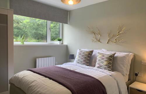 Bronte Country - 2 Bed Apartment near Cliffe Castle - Foto 18