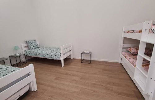 Gîte Le Puy Martineau piscine privée intérieure chauffée terrain arboré à 10 min du Puy du Fo - Foto 16