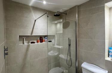 Georgian 4 Bedroom 3 Bathroom New Town Apartment - Foto 14