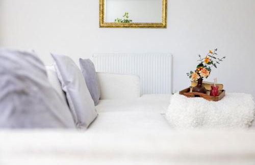 Larkhall Retreat- Village Centre, Parking, 4K TVs, 10mins To City Centre - Photo 20