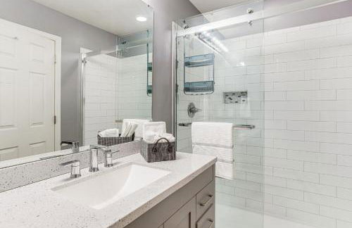 6 Mi to DIA Denver Home with Fenced Yard and Fire Pit - Foto 15