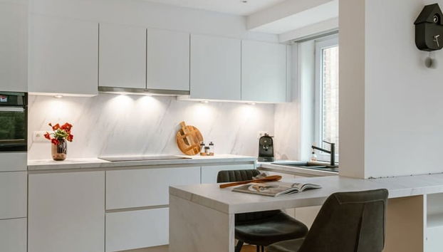 Centrally Located Modern Apartment With Parking - Foto 3, Habitación