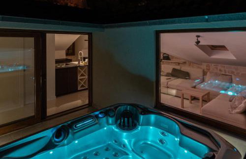 Charming stone apartment with jacuzzi in center of Omiš - Foto 3