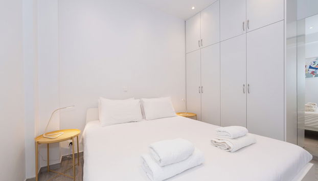 Spacious Modern Apt in Athens near Metro - Foto 3, Habitación