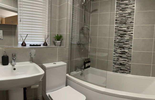 City Retreat Birmingham - Modern 2 Bed Apartment - Foto 14