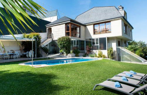 Casa El Castañal con Piscina Privada - Foto 1