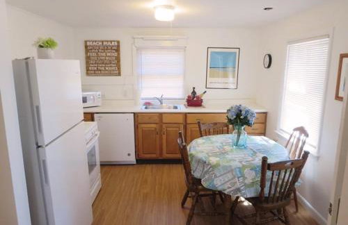 Whip-o-Will Woods: Dog-Friendly Cape Cottage - Photo 7