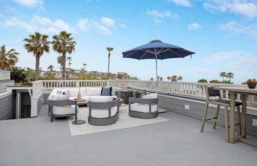 Coastal retreat near the beach w Panoramic Ocean Views, Rooftop Deck, & Firepit - Foto 40