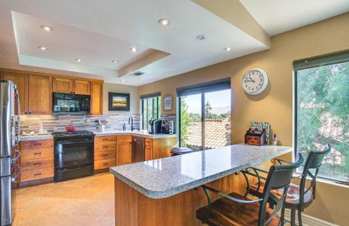 Lake, Mountain and Golf Views Palm Valley Retreat - Foto 11