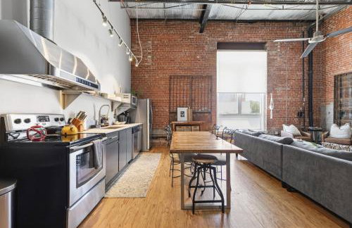 Industrial Modern Loft in Downtown Lafayette - Foto 6