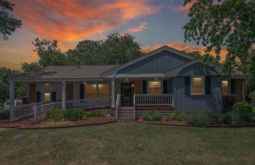 LUXURY HOME 5 BR 3 BA Near Beaches and Venues - Foto 1