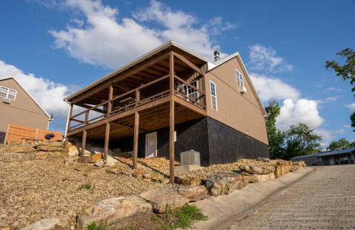Mountain High Cabin with hot tub fire pit & indoor pool - Foto 38