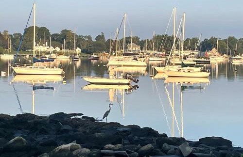 Bristol, RI The Ship of Dreams-Historical District - Foto 47