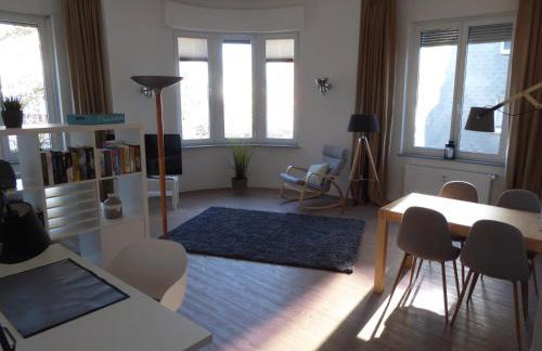 Bright, friendly flat in a well-maintained old building - Foto 8
