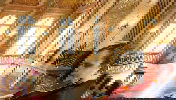 Suonando la musica di Mozart