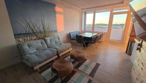 Moderne Wohnung mit Sonnenuntergang über dem Meer - Foto 2