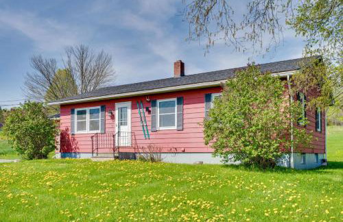 8 Mi to Jay Peak Resort Scenic Retreat with Deck - Photo 27