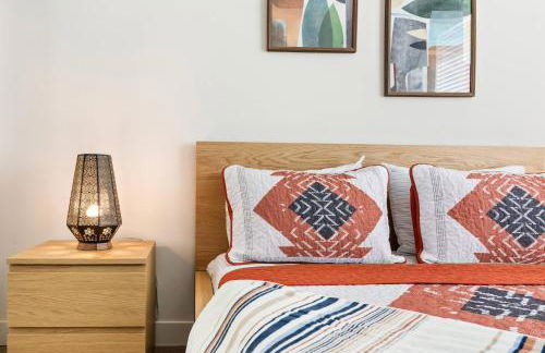 Fancy Irvine Apartment | Shopping + Dining - Foto 2