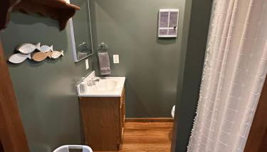 The Mockingbird - Foto 2, Shower