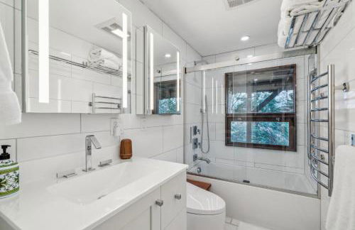 Serene Architect-Designed Vermont Chalet home - Foto 26