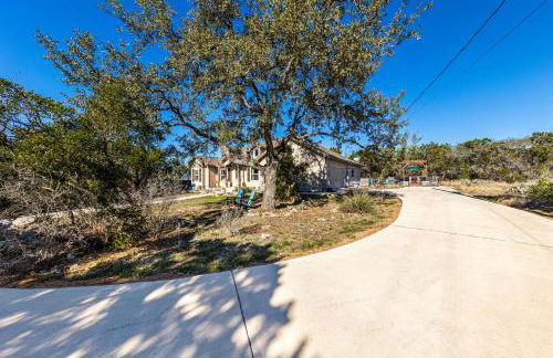 Hilltop Hideaway-Rest, Relax, Reconnect! - Foto 79