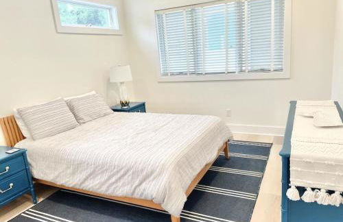 Collins Avenue 26 - Photo 18