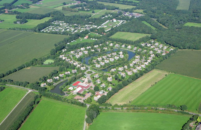 Charming Home w/ Garden - Photo 21