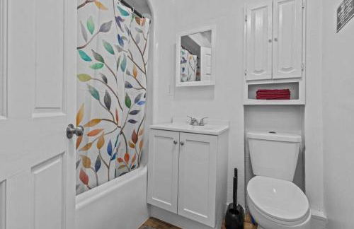 New Luxury House in the Heart of Janesville - Foto 13