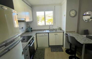 Modern 2 bedroom apartment 5mins from golf course - Foto 15