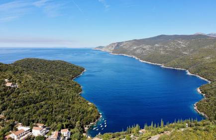 Olive Garden Beachside Hideaway - Photo 20