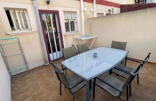 Oasis en la playa con piscina - Foto 23