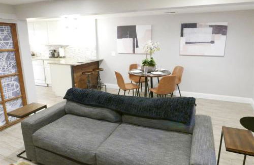 Federalist Style Rowhouse sleeps 4 with parking - Foto 7