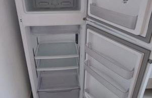 Apartamento aconchegante, linda vista e com garagem - Foto 12