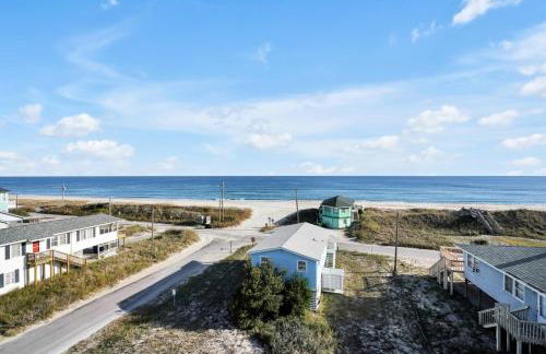 Walkable Topsail Retreat with Hot Tub and Views - Foto 75