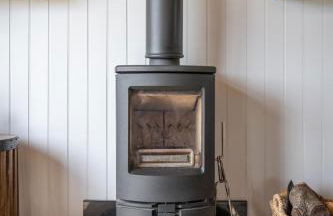 Tesseyman Lodge - Photo 29