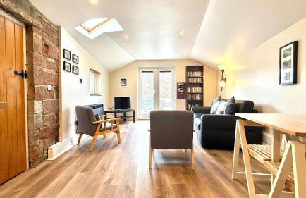 La'l Stenkrith - Photo 1