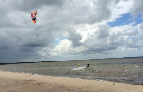 260 lake waterfront holiday apartment with garden - Foto 17