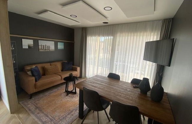 2 bedroom House in Biddinghuizen with swimming pool and terrace - Photo 2