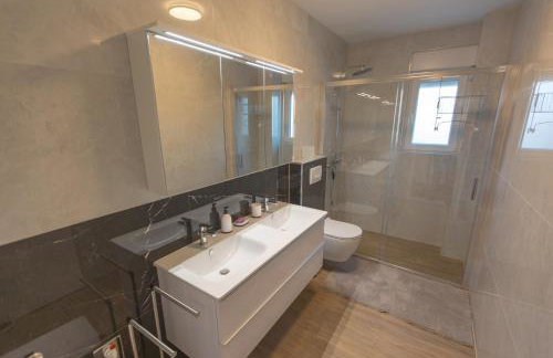 Casa Lidia - Modern & Spacious & Few Steps to Beach & Breathtaking View - Photo 22