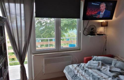 Plesivica Hillside Holiday Home with Hot -Tub - Foto 6