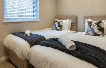 The Slipway Cabins with Hottub - Foto 18