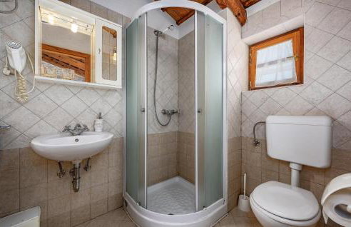 Cozy Apartment In Cerovlje With Wifi - Foto 31