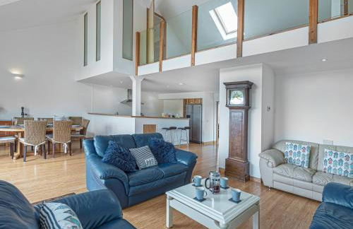 Celyn Y Mor Stunning Rhosneigr Family Beach House - Pass the Keys - Foto 11