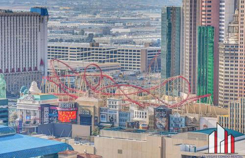 MGM Signature-32-607 F1 Track & Strip View Balcony - Foto 43